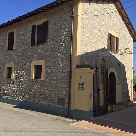 ゲストハウス Casale San Fedele