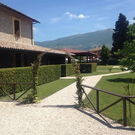 ゲストハウス Casale San Fedele トレビ